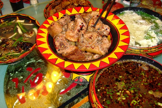 凉山彝族饮食文化中的神际关系与人际关系
